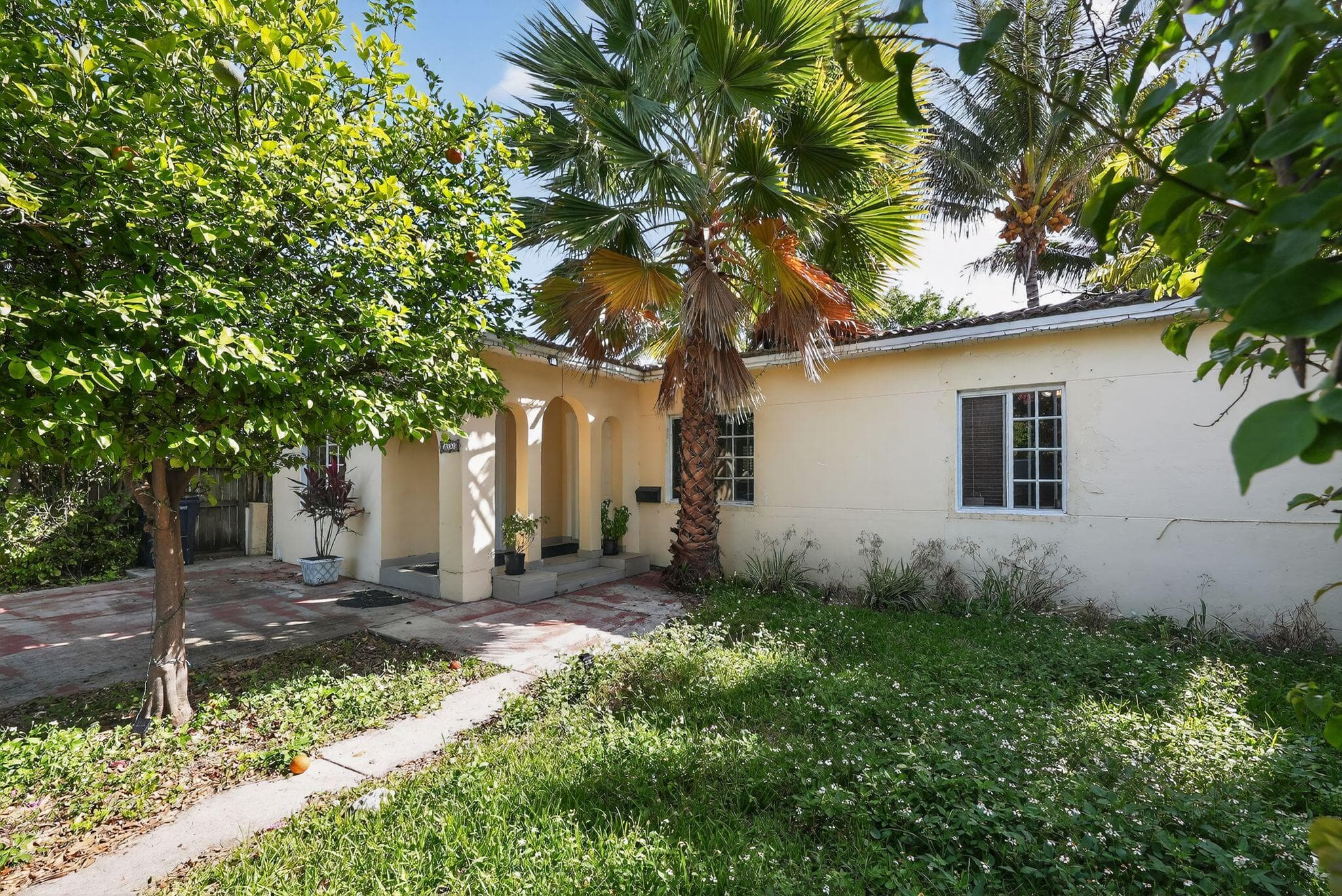 2131 Biarritz Drive