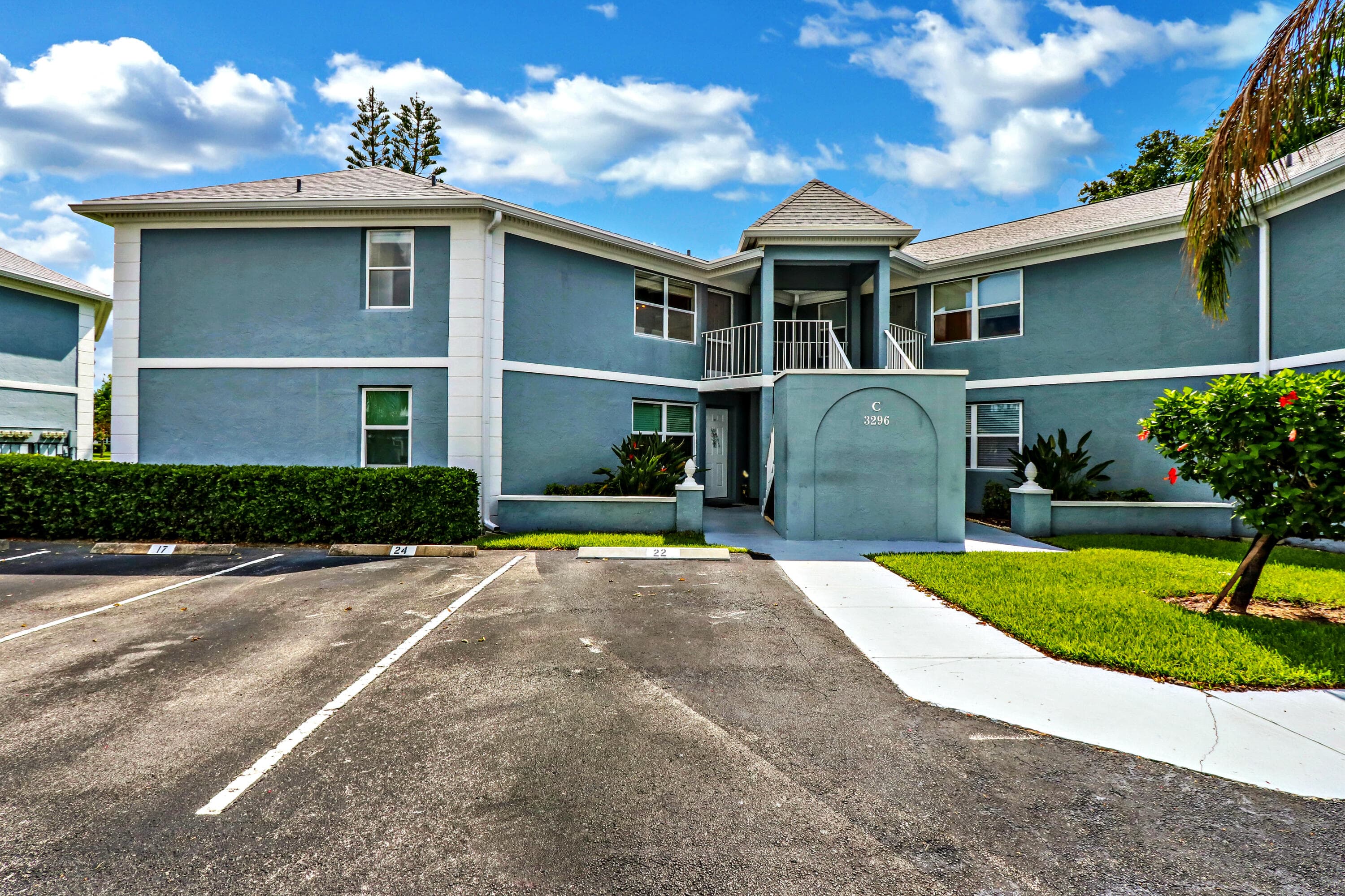 3296 SE Aster Lane