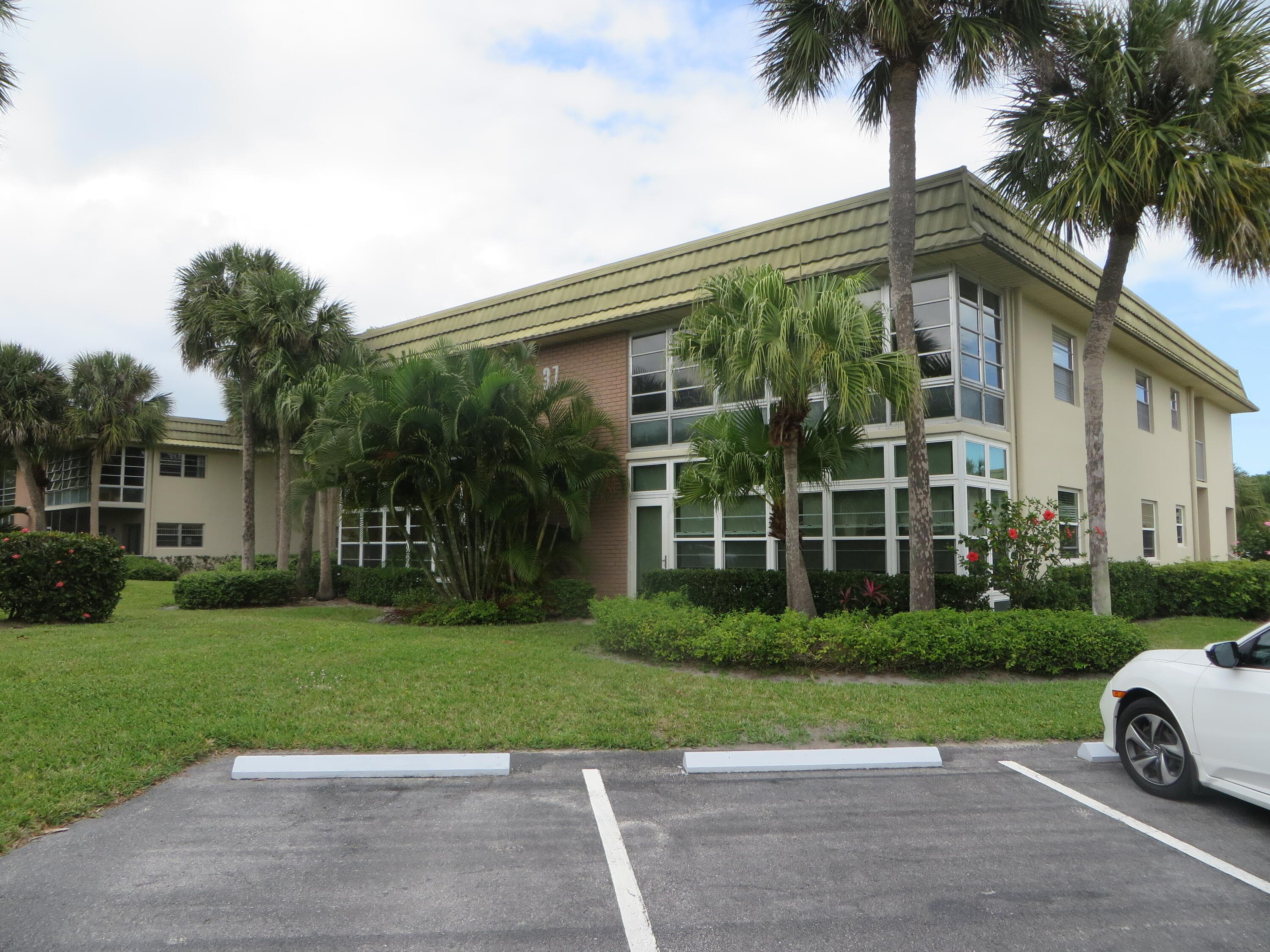 37 Vista Gardens Trail #201