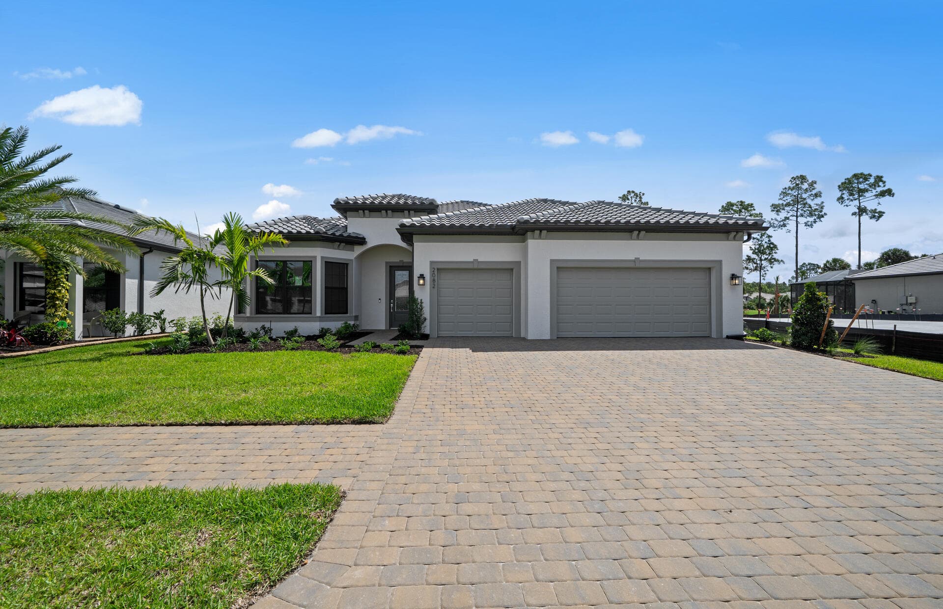 2082 Don Benito Way