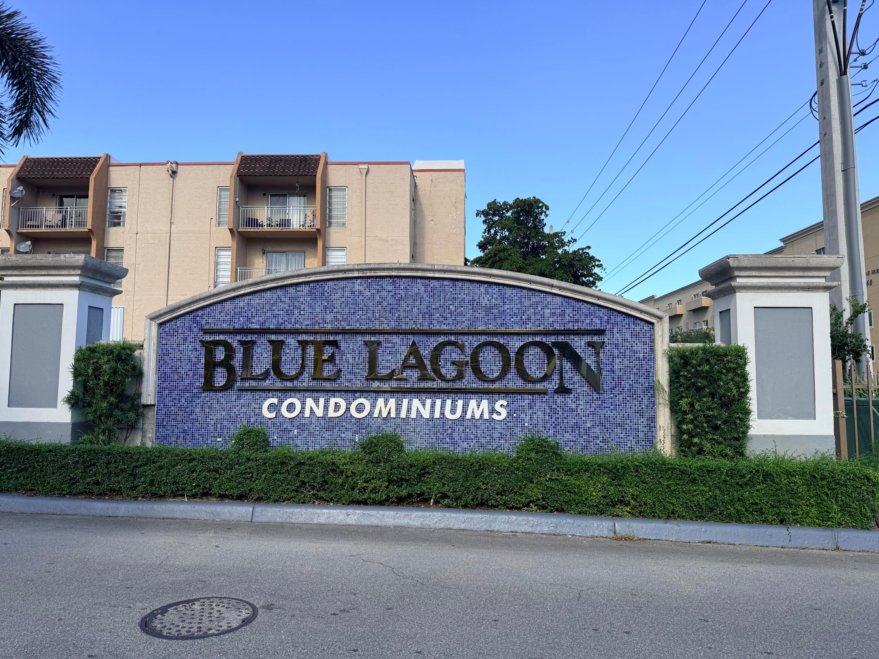 5077 NW 7th Street #914