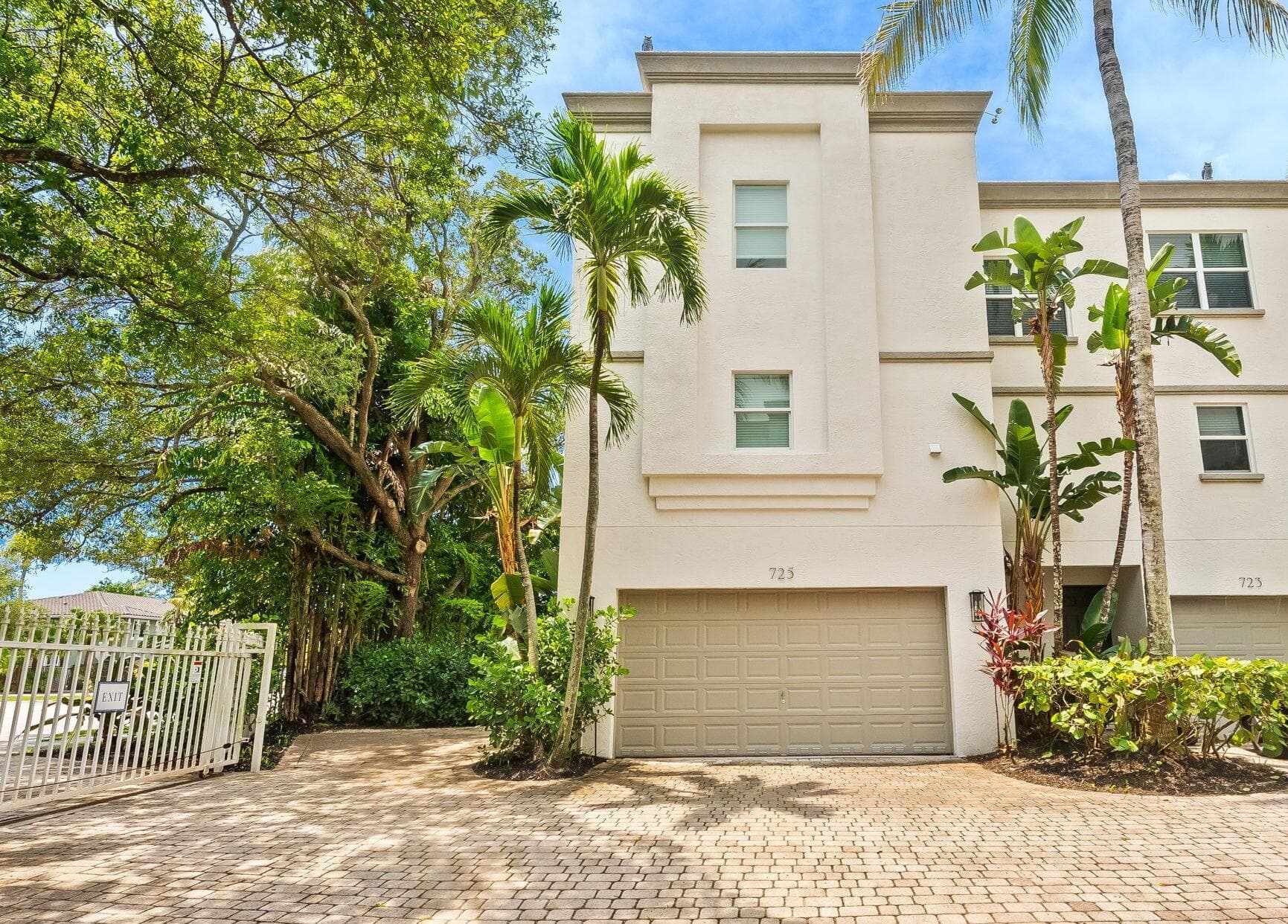 725 SW 4th Avenue
