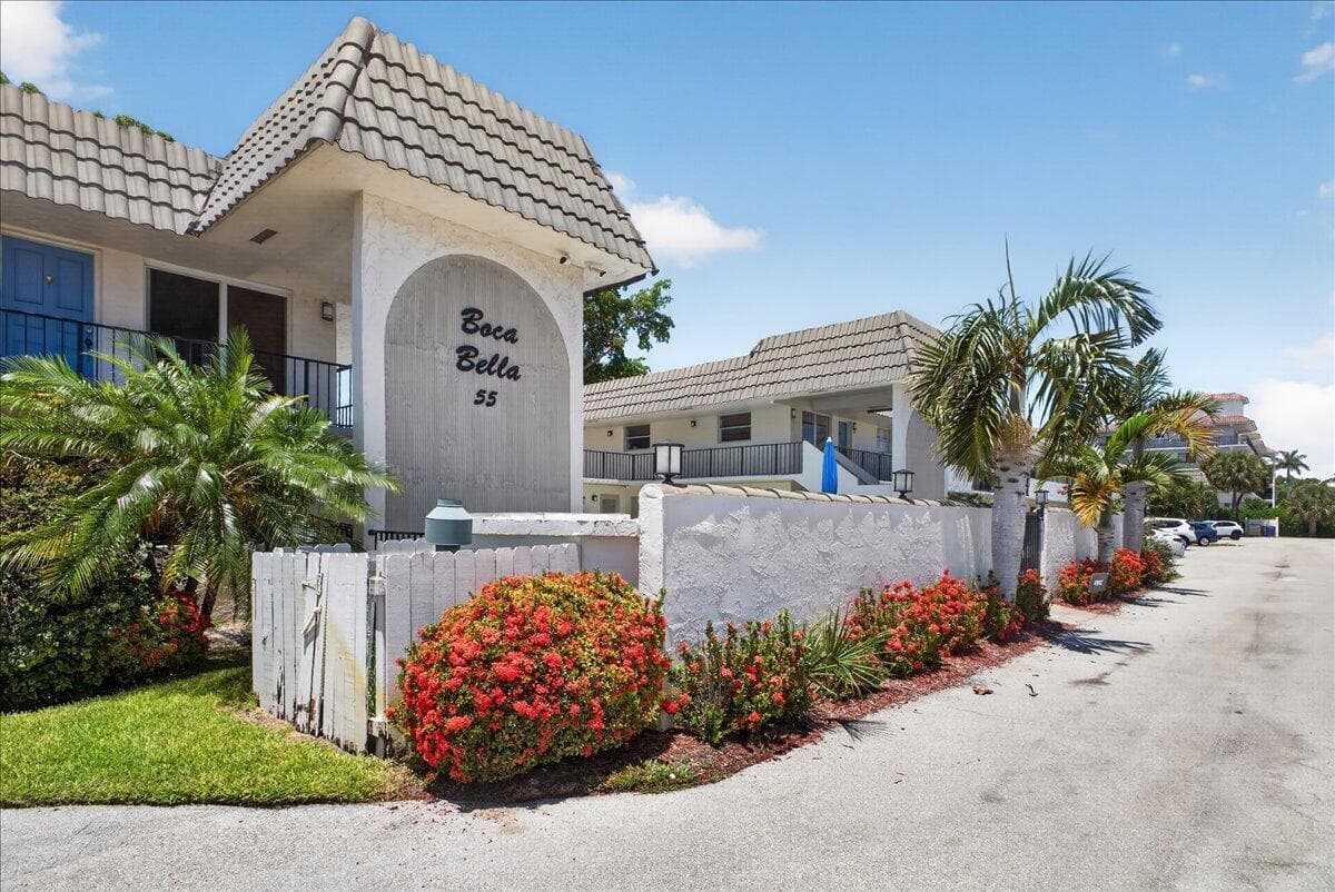 55 SE 14th Street #2060