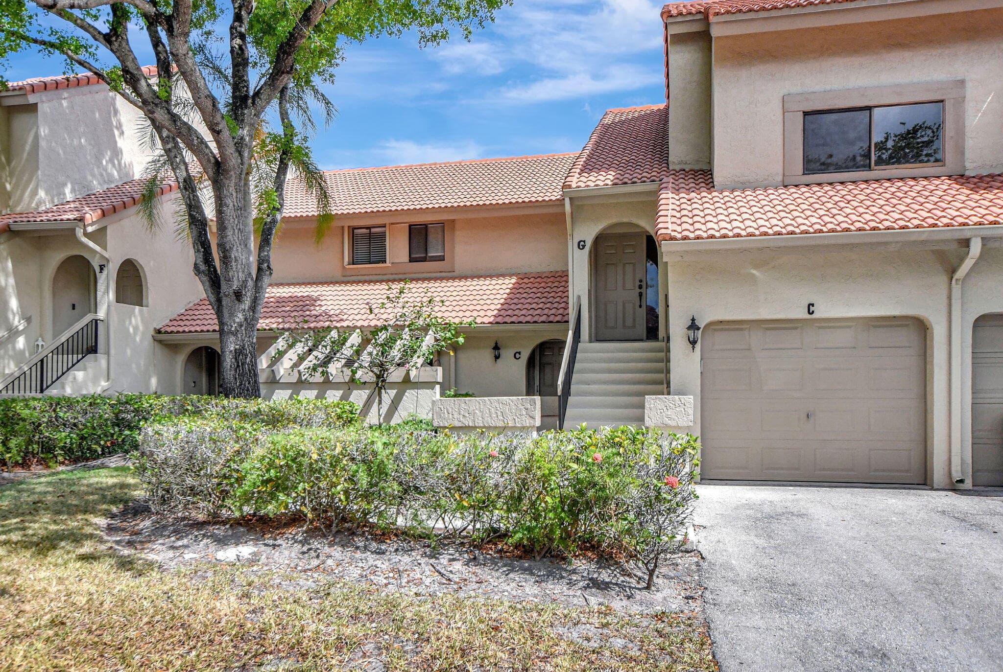 5640 Coach House Circle #C