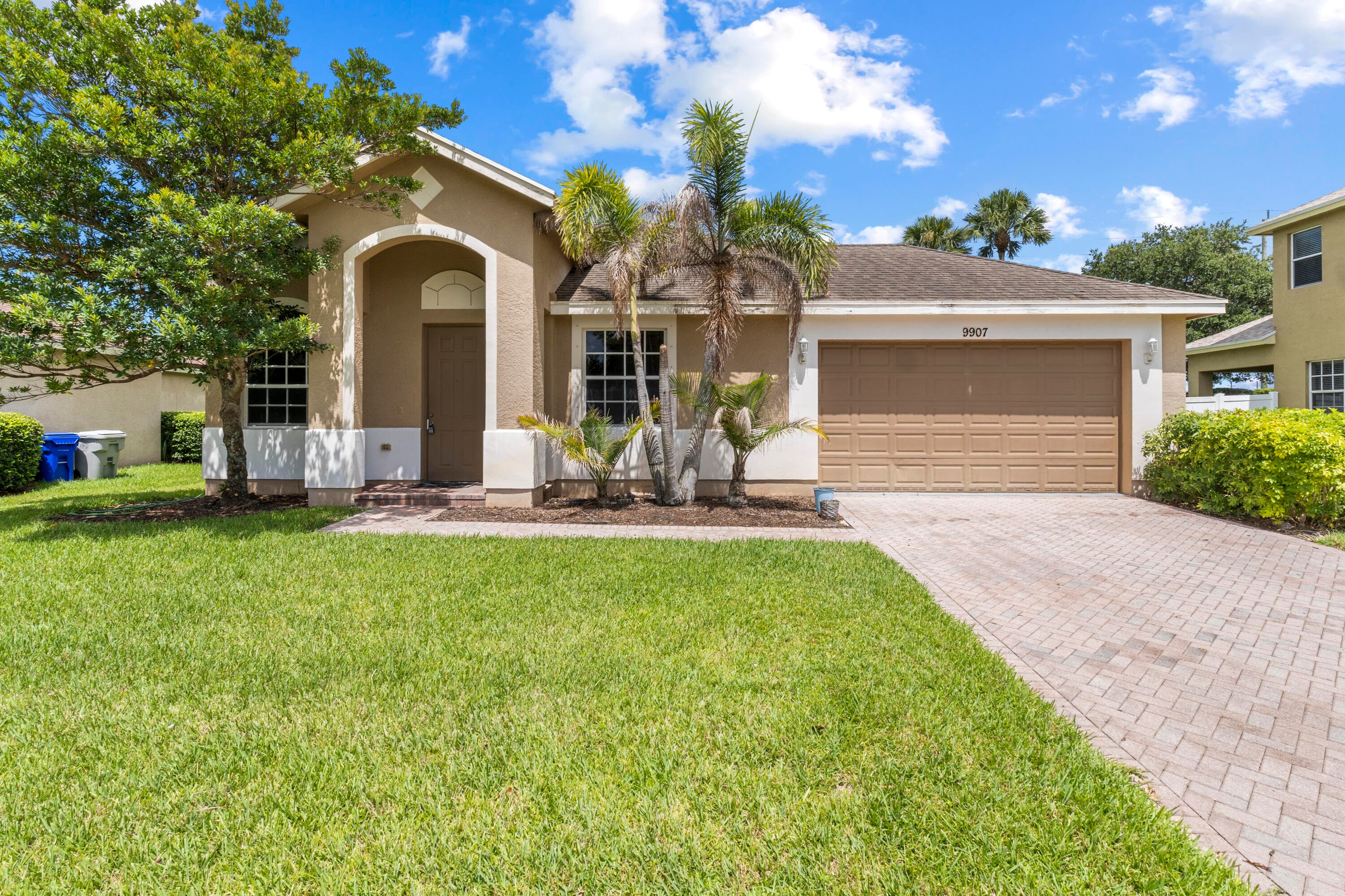 9907 E Verona Circle