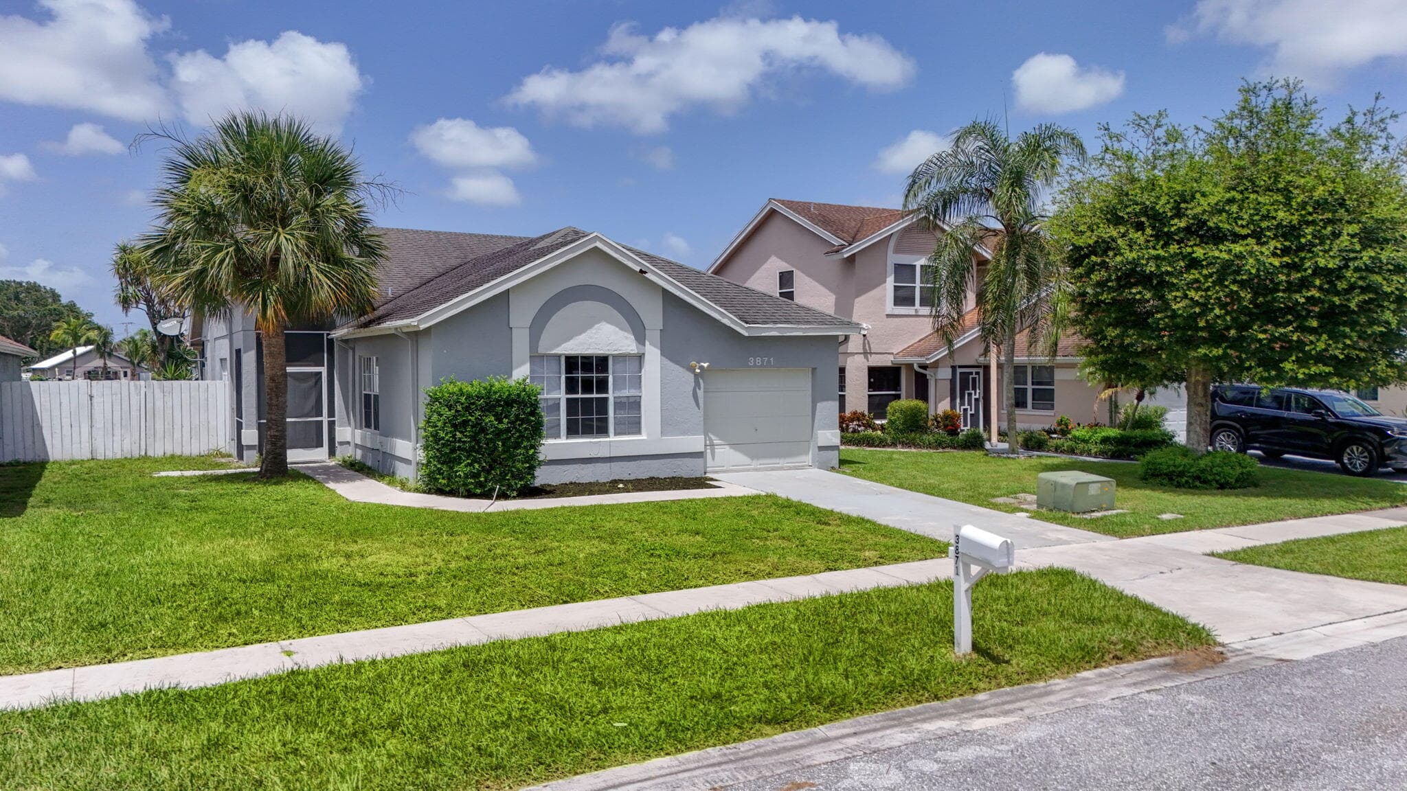 3871 Circle Lake Drive