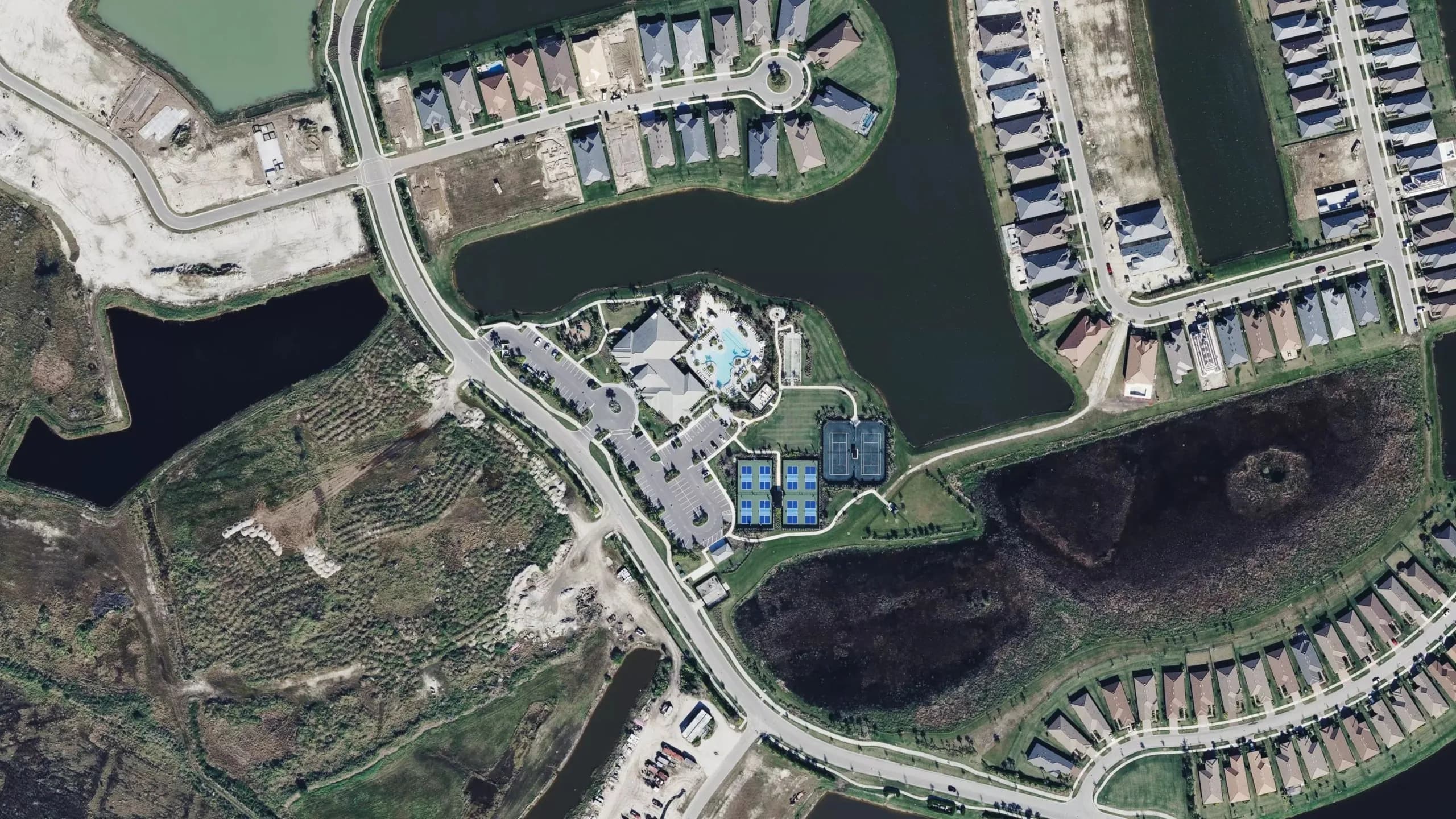 Satellite aerial view of Esplanade at Tradition