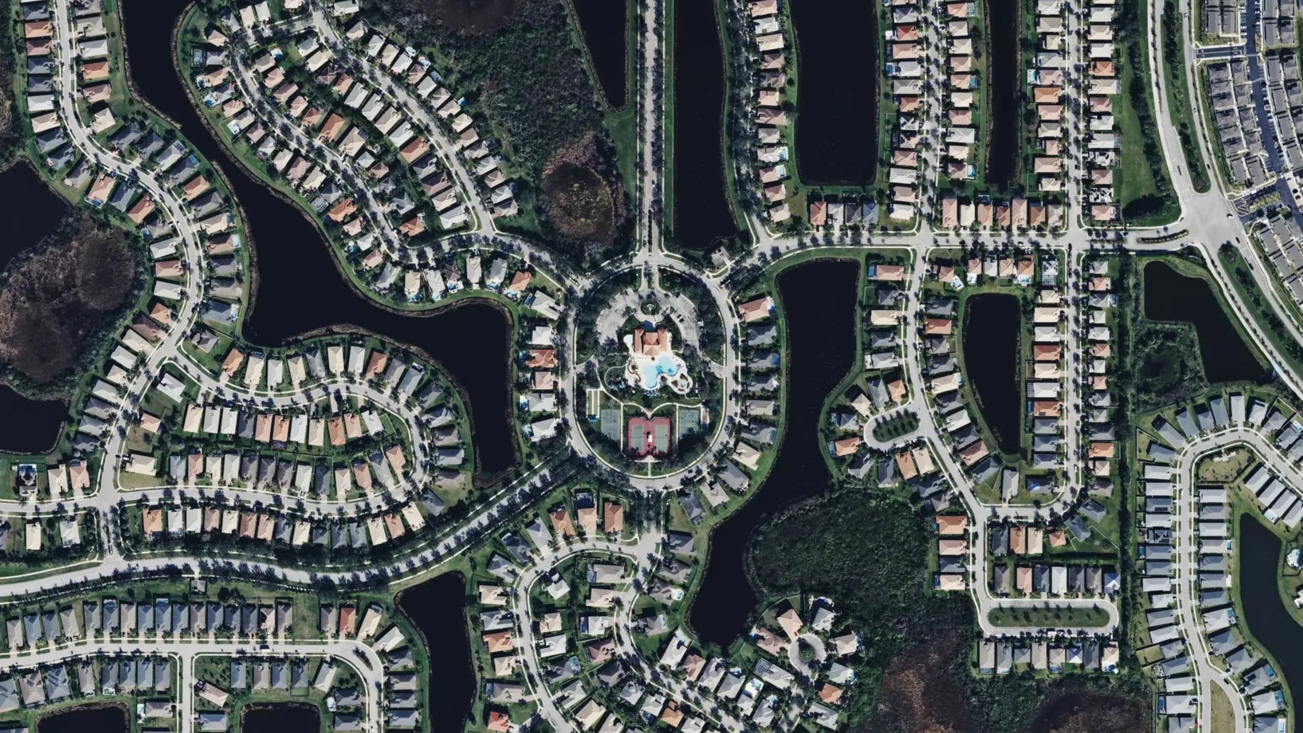 Satellite aerial view of LakePark at Tradition