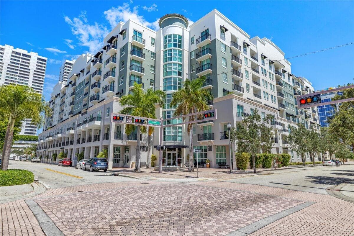 600 S Dixie Highway #825